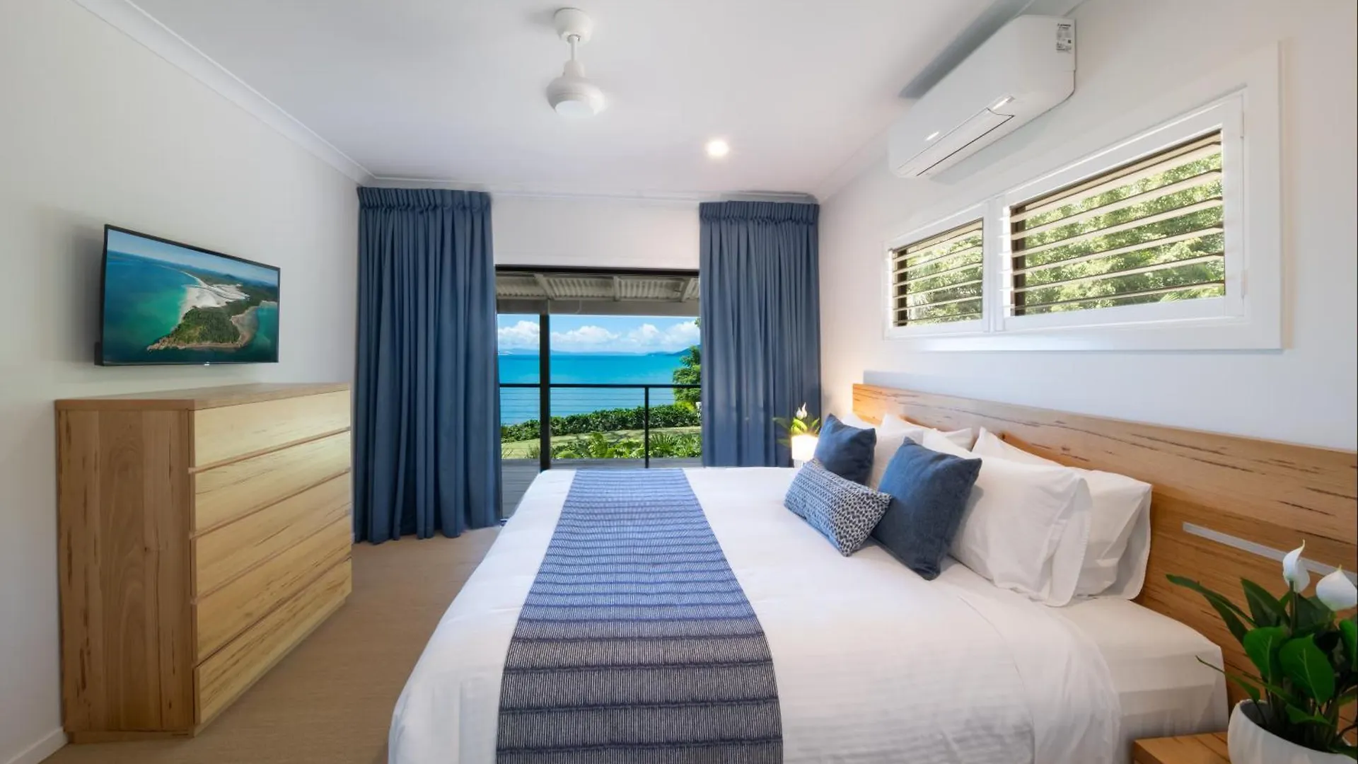Freedom Shores Resort Airlie Beach Cannon Valley