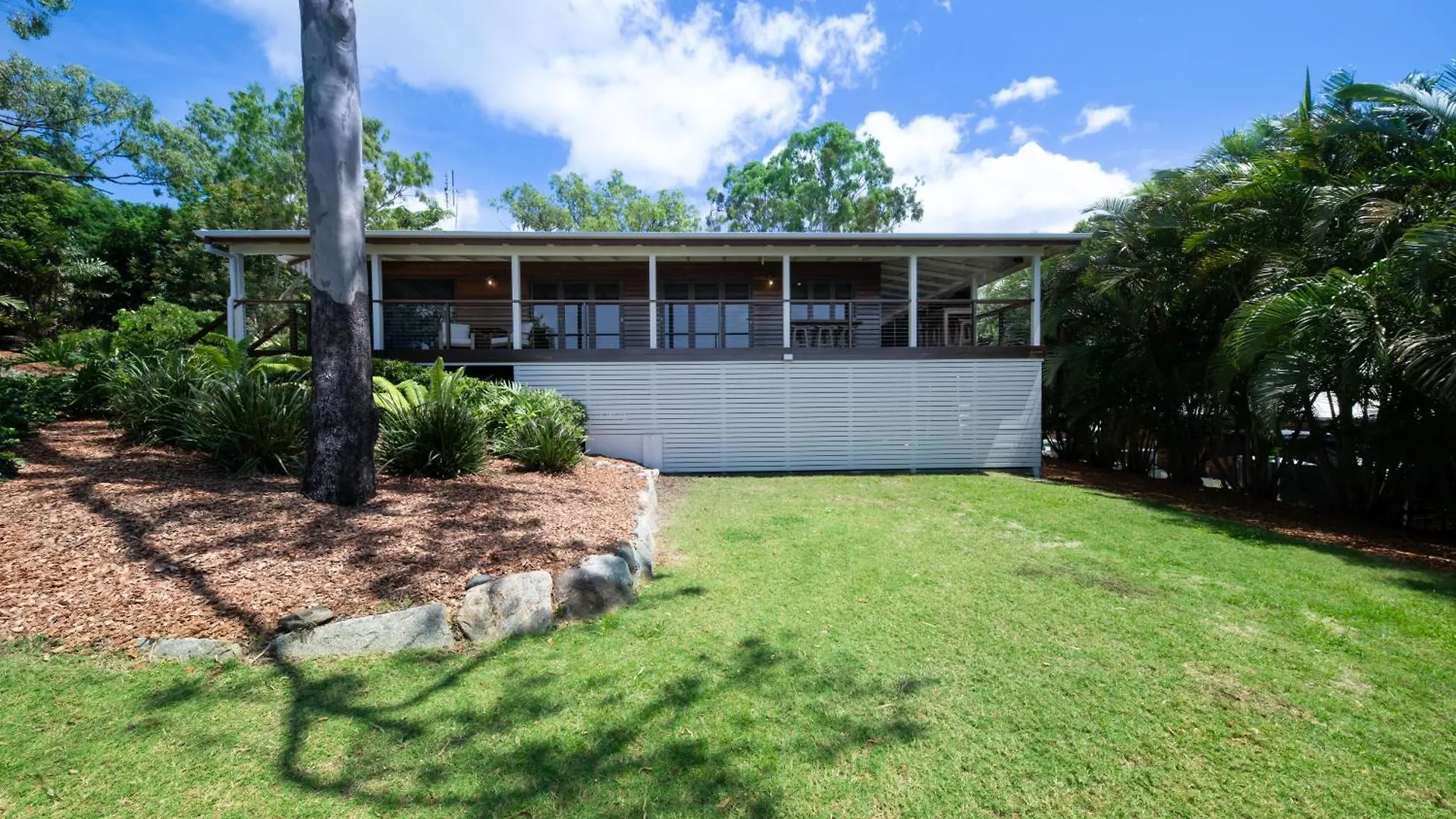 Freedom Shores Resort Airlie Beach Cannon Valley