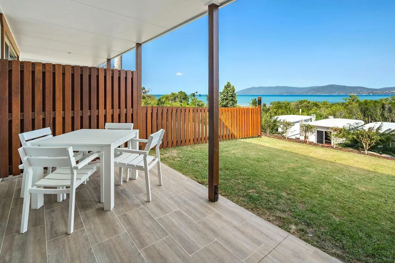 Freedom Shores Resort Airlie Beach Cannon Valley