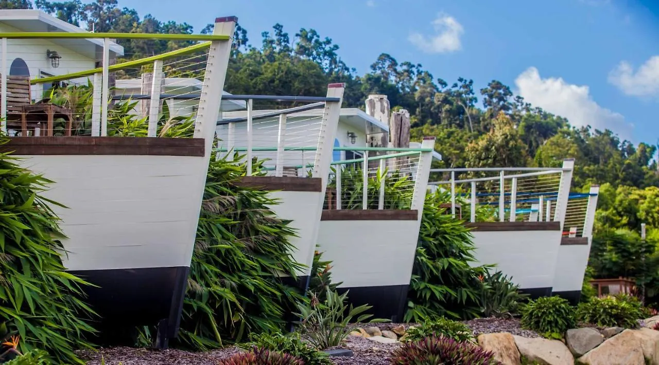 Freedom Shores Resort Airlie Beach Cannon Valley